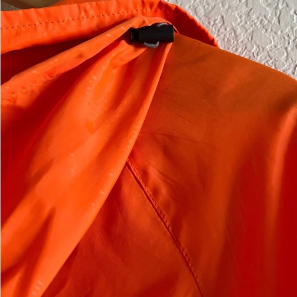 The North Face Orange Lightweight Nylon Windbreaker Packable Jacket Size XXL - Picture 8 of 15